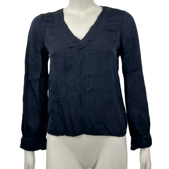 Velvet by Graham & Spencer Top Womens XS Navy Hi Lo V-Neck Casual Minimalist - Picture 1 of 10